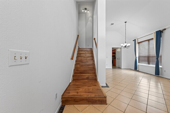Building Photo - 12214 Doe Meadow Dr