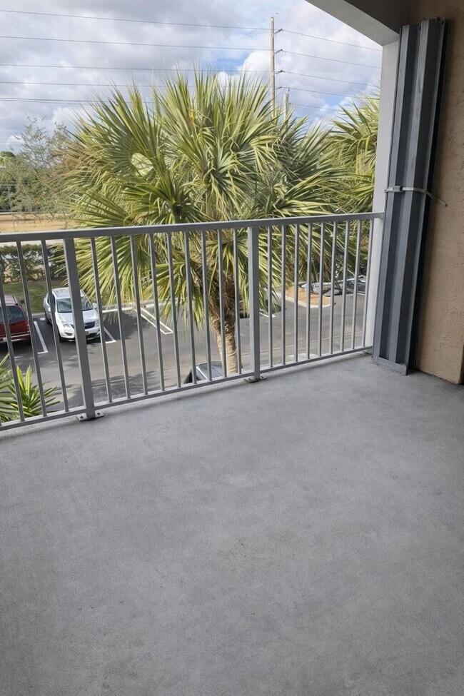 Building Photo - 272 Village Blvd