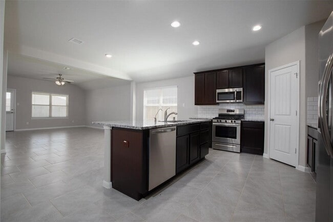 Building Photo - 18435 Grayson Blf Wy