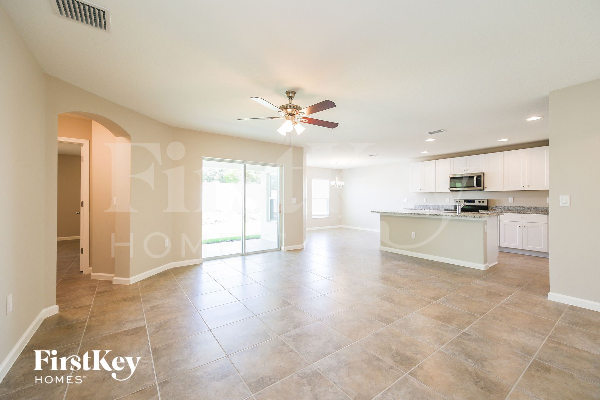 Building Photo - 623 Lindbergh Wy