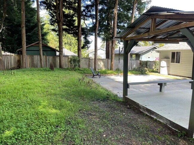 Building Photo - Beautiful & stunning 3-bed, 2-bath house i...