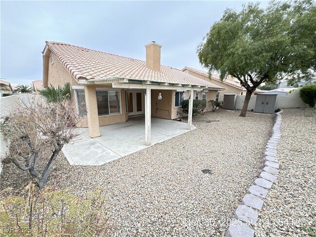 Building Photo - 3981 Lone Mesa Dr