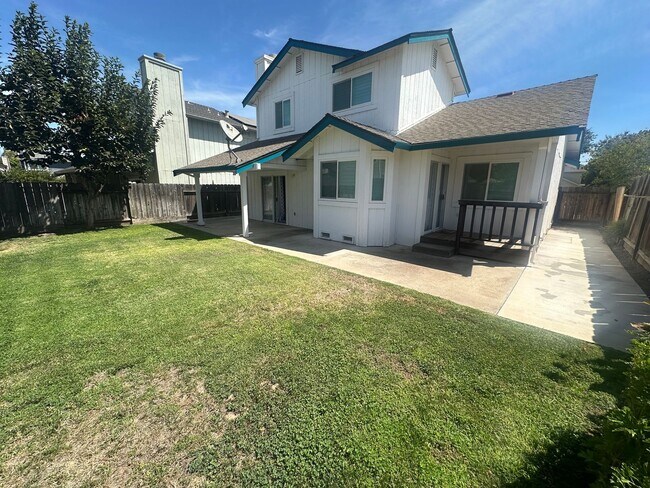 Building Photo - 1709 Badger Way