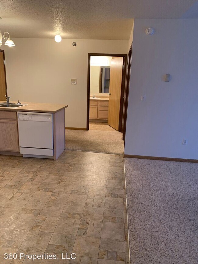 Building Photo - 3515 10th Ave S