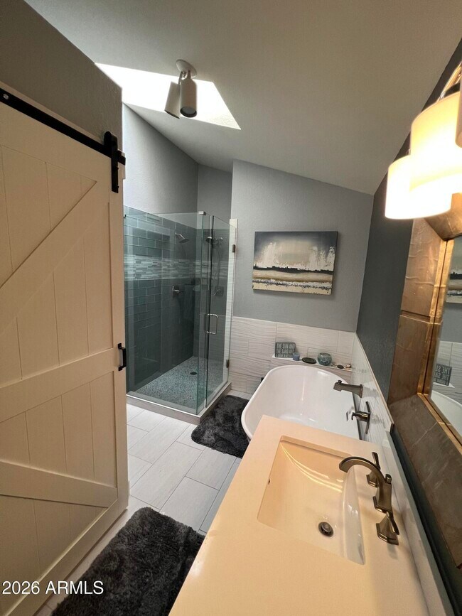 Building Photo - 3534 E Verbena Dr