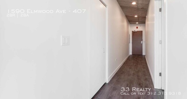 Building Photo - Centrum Evanston - Luxury 2 Bedroom 2 Bath