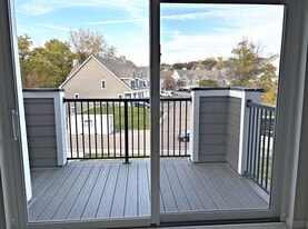 Building Photo - 6155 Chasewood Pkwy