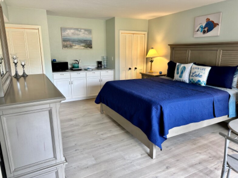 Primary Photo - 4181 Abbey Ct