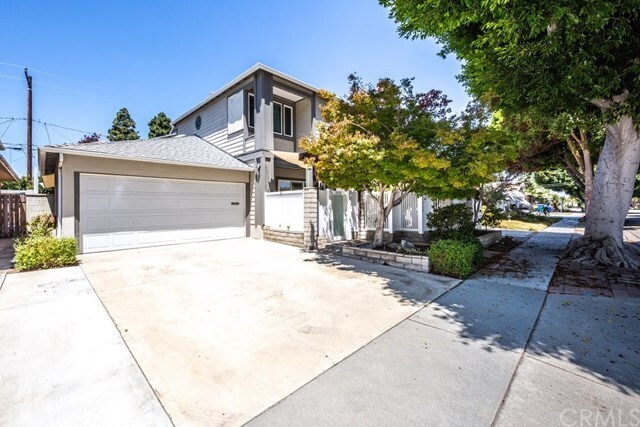 Building Photo - 3367 Roxanne Ave