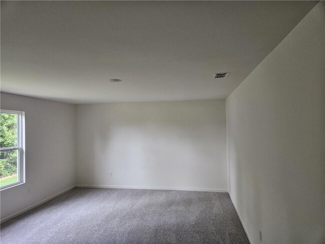 Building Photo - 326 Silverton Dr