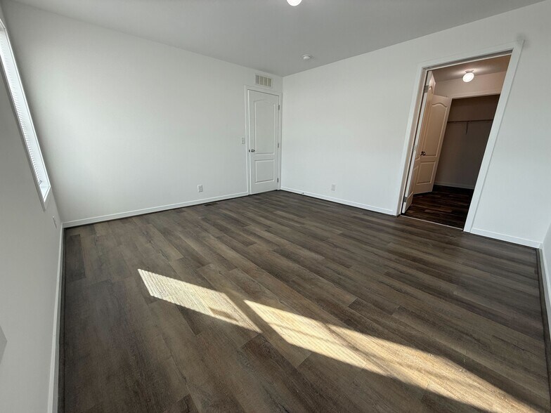 Building Photo - 12491 St Andrew Ct