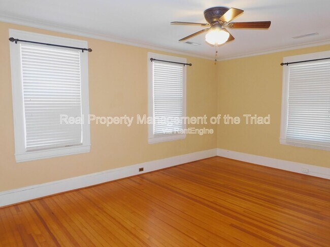 Building Photo - 1224 Glade St NW