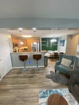 Building Photo - 5404 Balboa Arms Dr