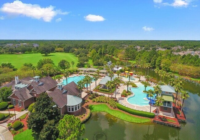 Building Photo - For Rent!!!!!  Spacious Living & Resort-Style Fun in Hamilton Glen!