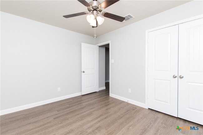 Building Photo - 5114 Dauphin Dr
