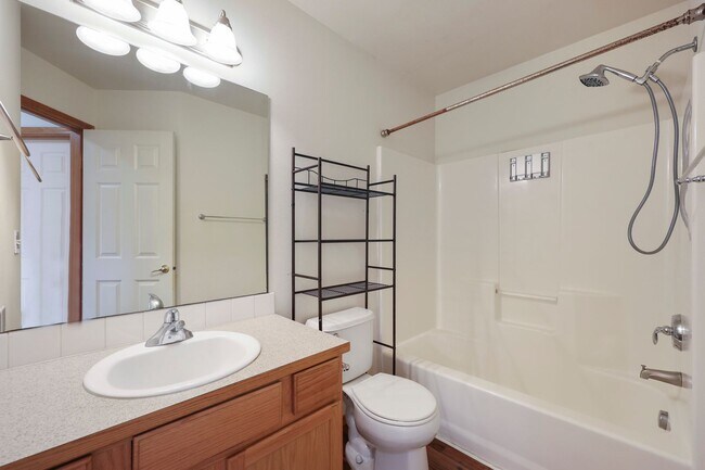 Building Photo - Charming 4-Bedroom Home on Tumwater Hill –...