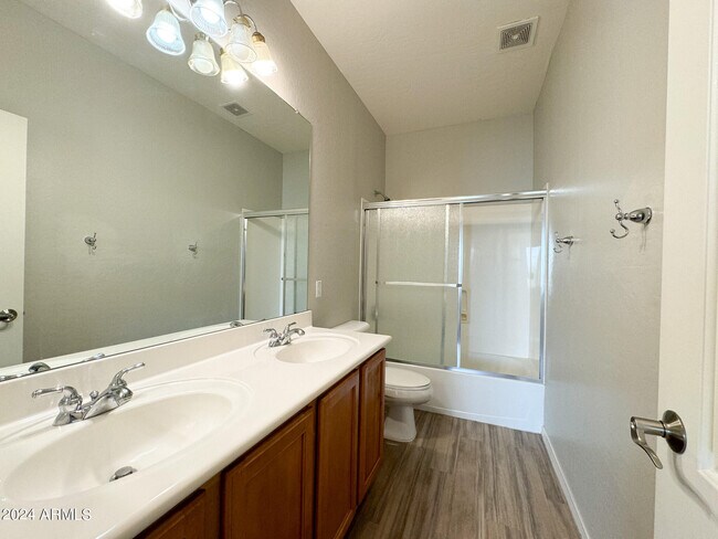 Building Photo - 20959 W Edith Way