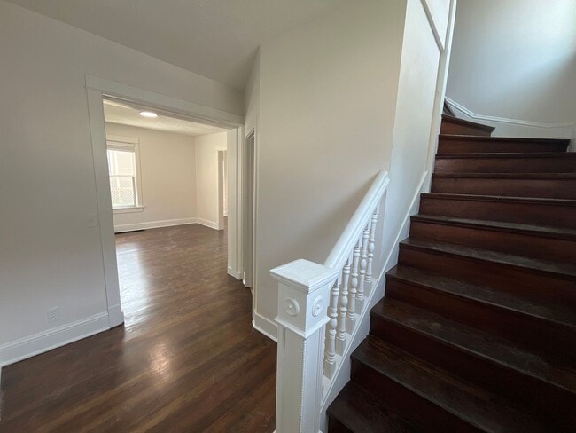 Building Photo - 708 N 41st St
