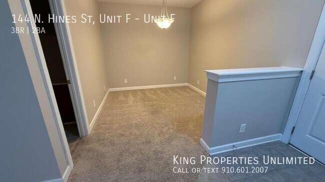 Building Photo - 144 N Hines St