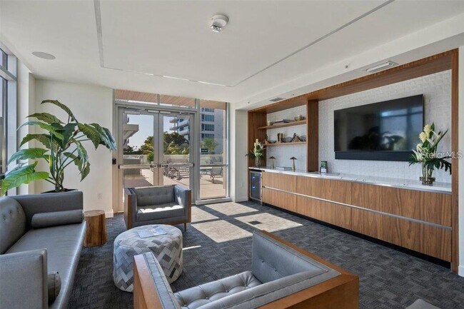 Building Photo - 111 Golden Gate Point