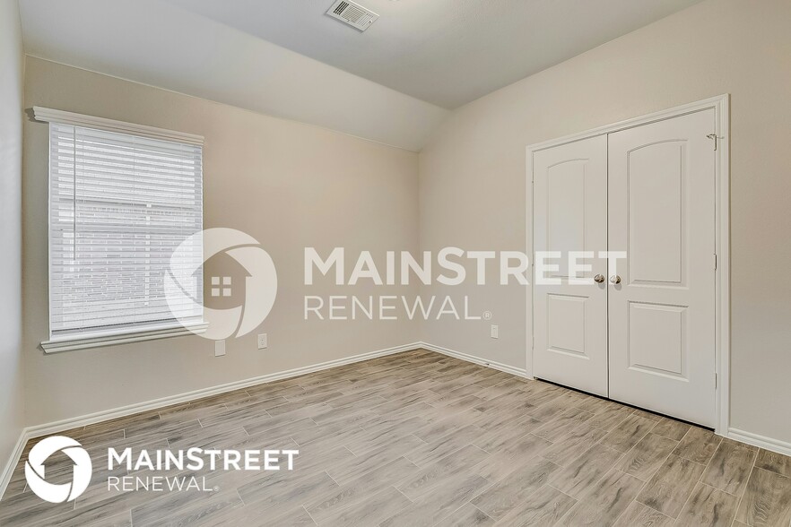 Building Photo - 6410 Peach Tree Ct