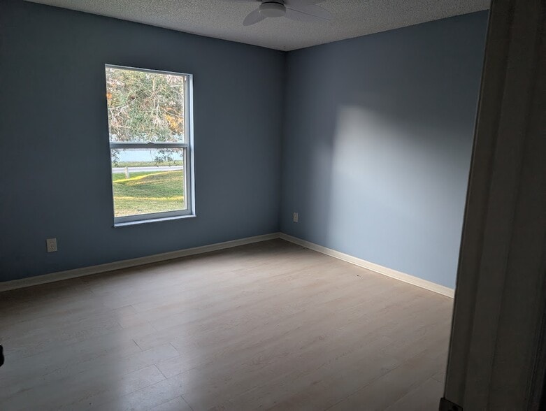 Building Photo - 392 Del Monte Rd