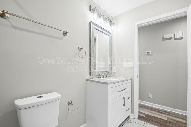 Building Photo - 2020 Whitfield St