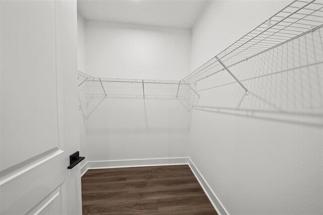 Building Photo - 3778 Maxwell Park Dr
