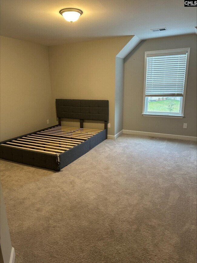 Building Photo - 559 Malachite Ln