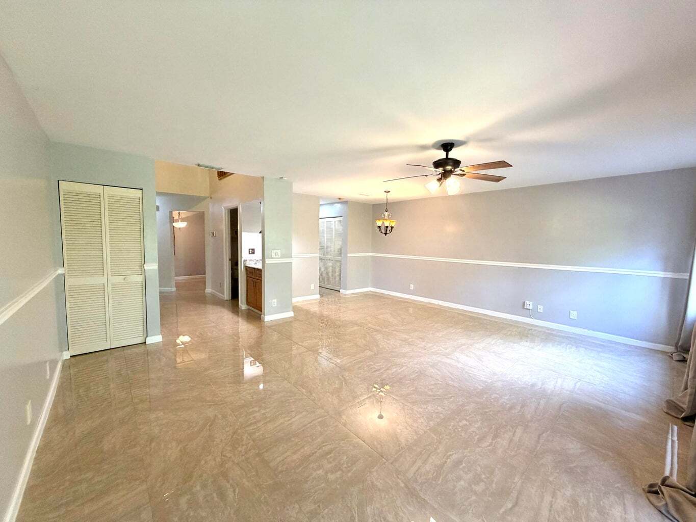 Building Photo - 12244 Sag Harbor Ct