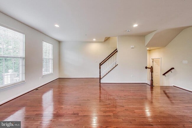Building Photo - 2133 Little Sorrel Way