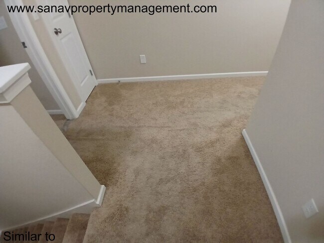 Building Photo - "Welcome to Your Stylish Retreat at Jordan Heights Townhouses!