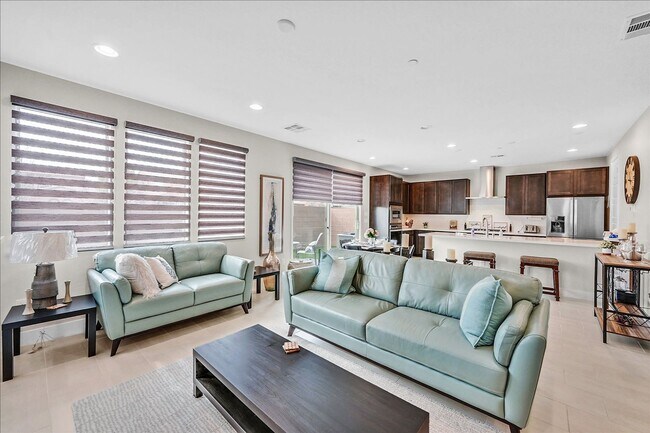 Building Photo - Experience True Luxury Living In The Heart Of Summerlin
