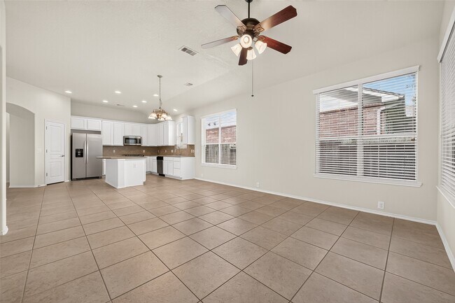 Building Photo - 24518 Carlton Springs Ln