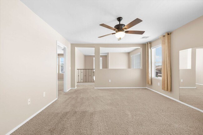 Building Photo - 4 Bedroom Home with Community Pool in Vail...