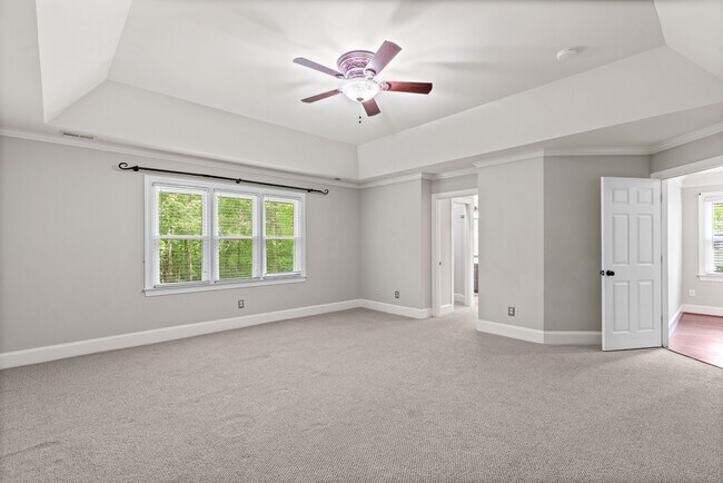 Building Photo - 3833 Denmeade Dr