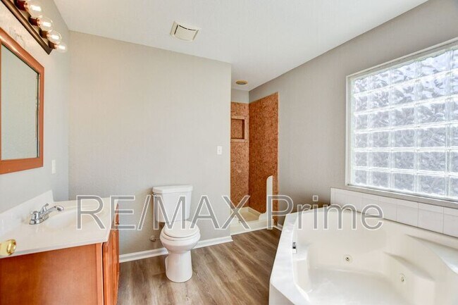 Building Photo - 2513 Masi St