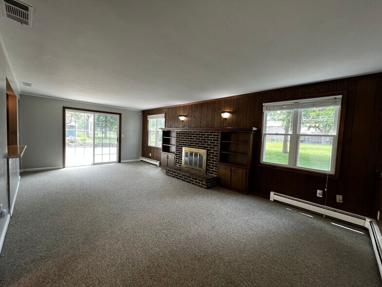 Building Photo - 3315 Walden Run