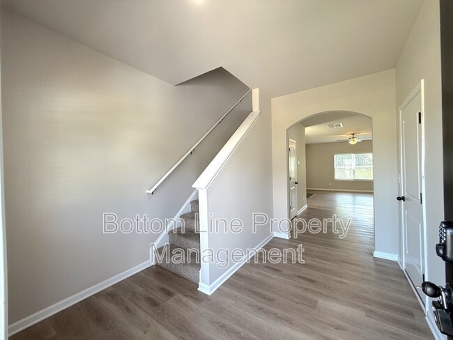 Building Photo - 9016 Stoney Waters Ct