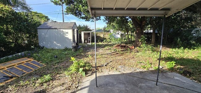 Building Photo - 5727 Cody St