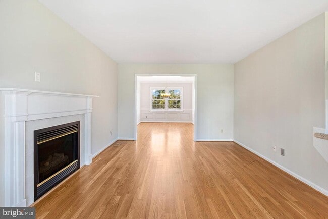 Building Photo - 7329 Fleetwood Ct