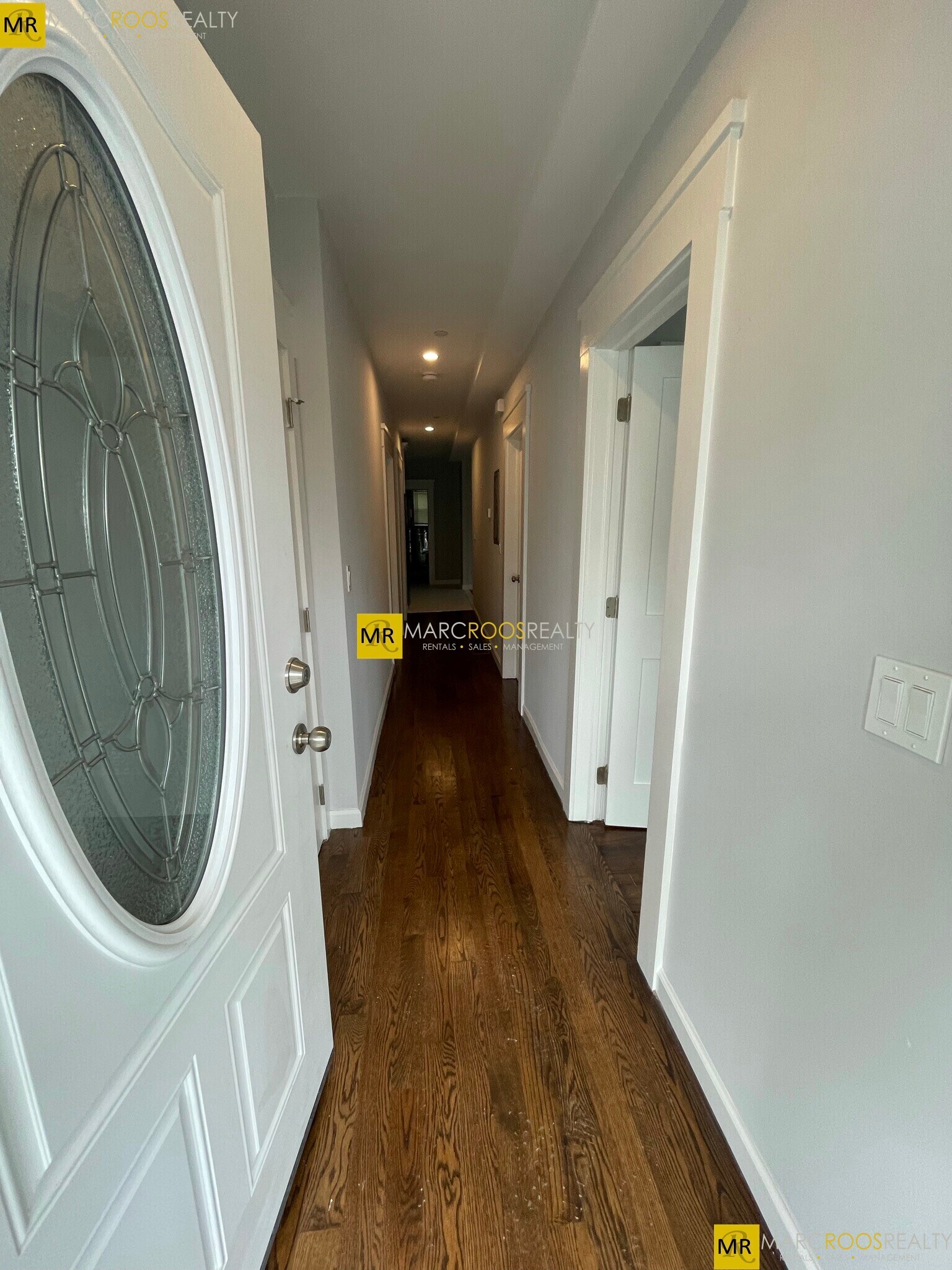 Building Photo - 31 Raymond Ave