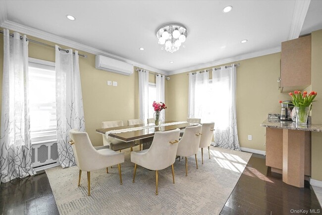 Building Photo - 85-16 Abingdon Rd