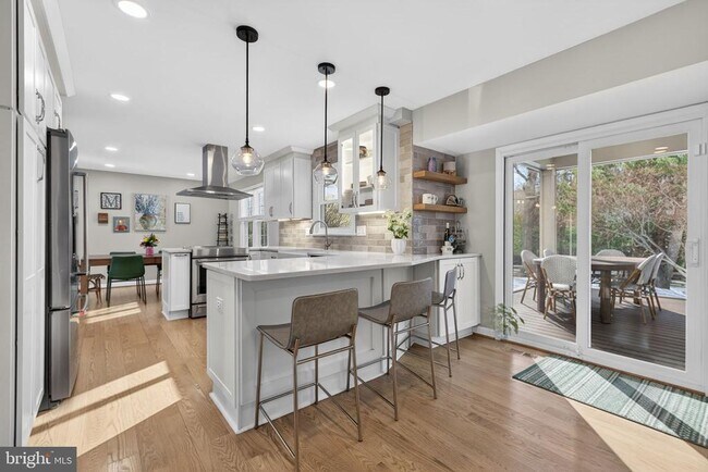 Building Photo - 11922 Holly Spring Dr