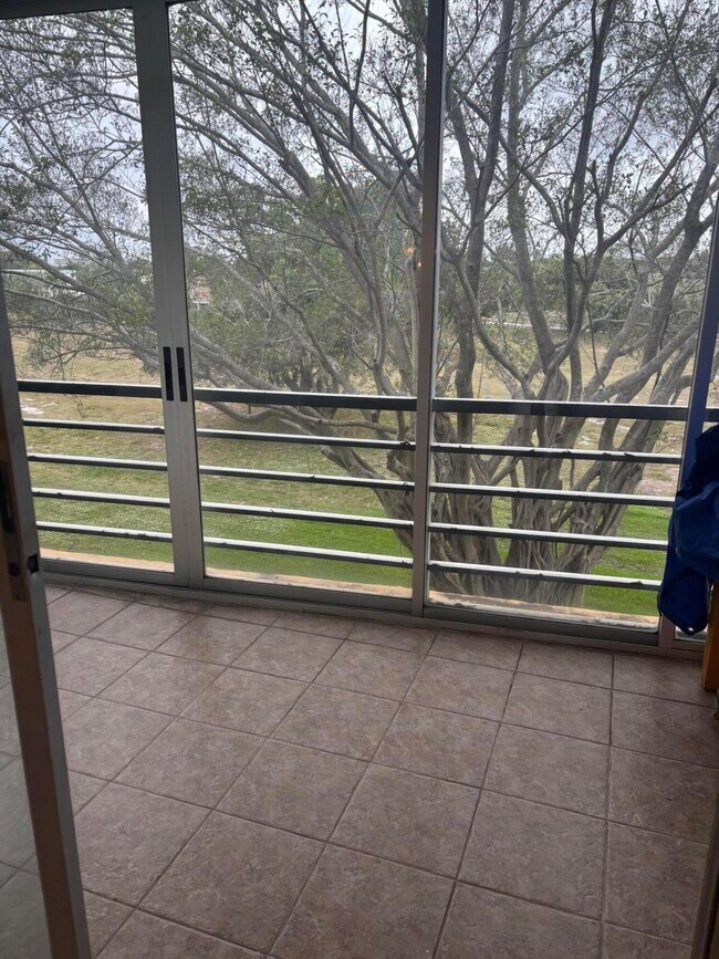 Building Photo - 6461 NW 2nd Ave