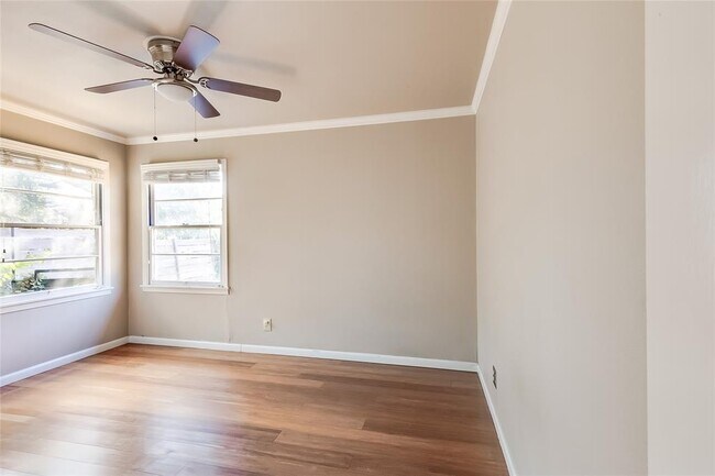 Building Photo - 501 Krebs Ln