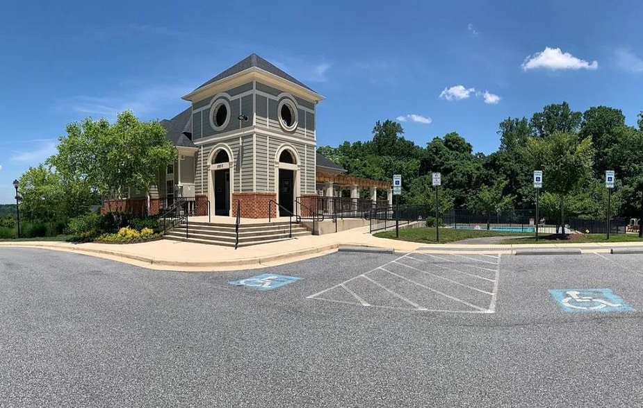 Building Photo - 14223 Lusby Ridge Rd