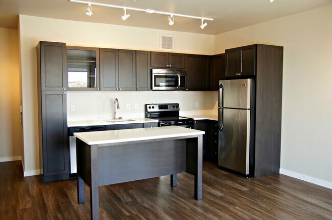 Interior Photo - Motiv Apartments