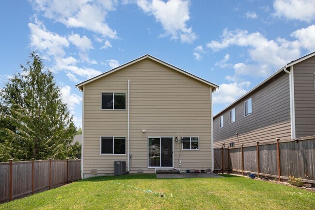Building Photo - Charming 4-Bed | 2.5-Bath Home in Sultan $...