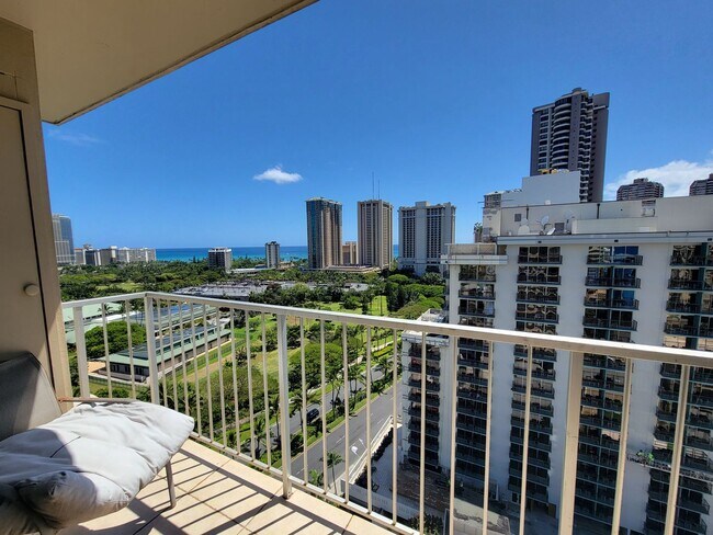 Building Photo - Central AC, Great Location, Pet Friendly